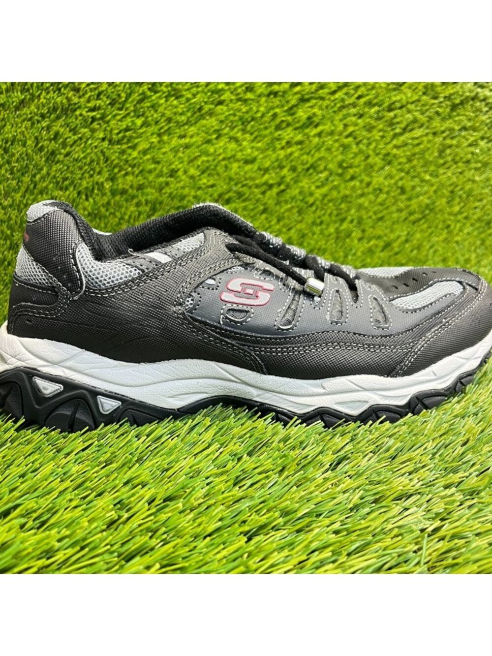 Skechers‎ After Burn Memory Fit Mens Size 8 Black White Running Shoes Sneakers